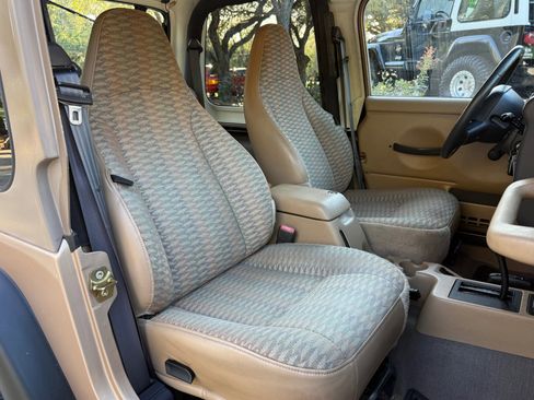 Used 2000 Jeep Wrangler Sport AWD/4WD image 32