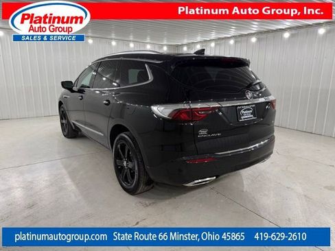Used 2023 Buick Enclave Essence w/ Sport Touring Edition FWD image 3