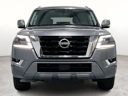 Used 2022 Nissan Armada SV w/ SV Appearance Package image 5