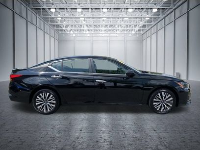 Certified 2025 Nissan Altima 2.5 SV