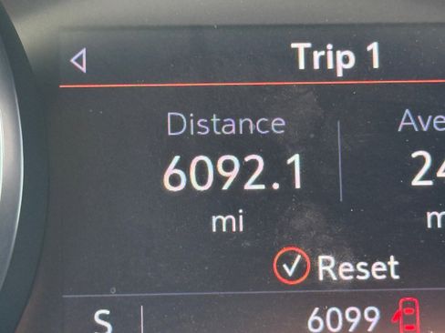 Used 2023 Buick Encore GX Select w/ Sport Touring Package image 9