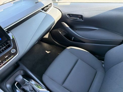 Used 2024 Toyota Corolla LE FWD image 22