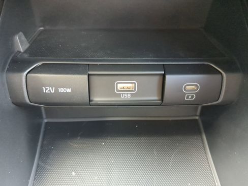 New 2025 Kia Telluride LX image 18