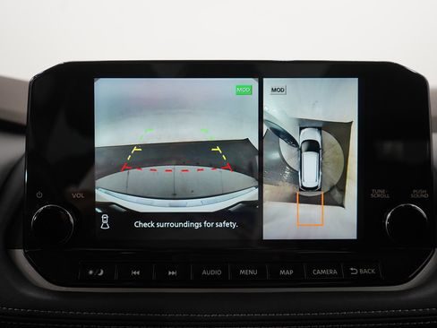 Used 2022 Nissan Rogue Platinum w/ Head-Up Display Package image 25