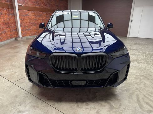 Used 2026 BMW X5 xDrive40i w/ M Sport Package AWD/4WD image 7
