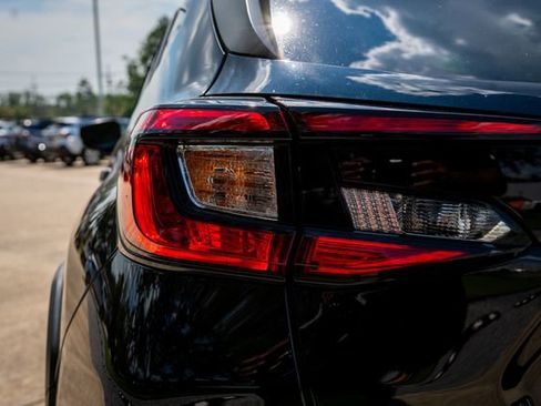 Certified 2024 Subaru Crosstrek 2.5i Limited w/ Crosstrek Mirror Package image 16