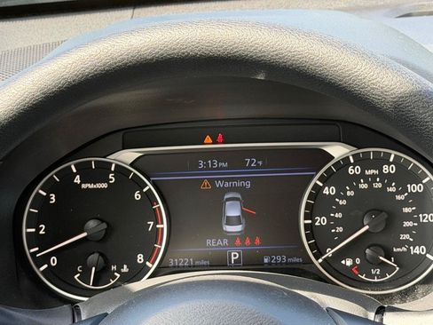 Used 2025 Nissan Altima 2.5 SV FWD image 20