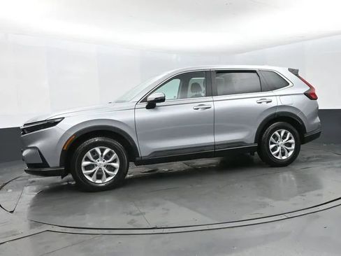 Used 2025 Honda CR-V LX image 5