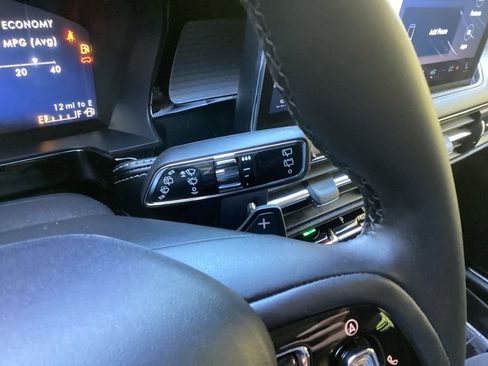 Used 2023 Lincoln Corsair FWD image 45