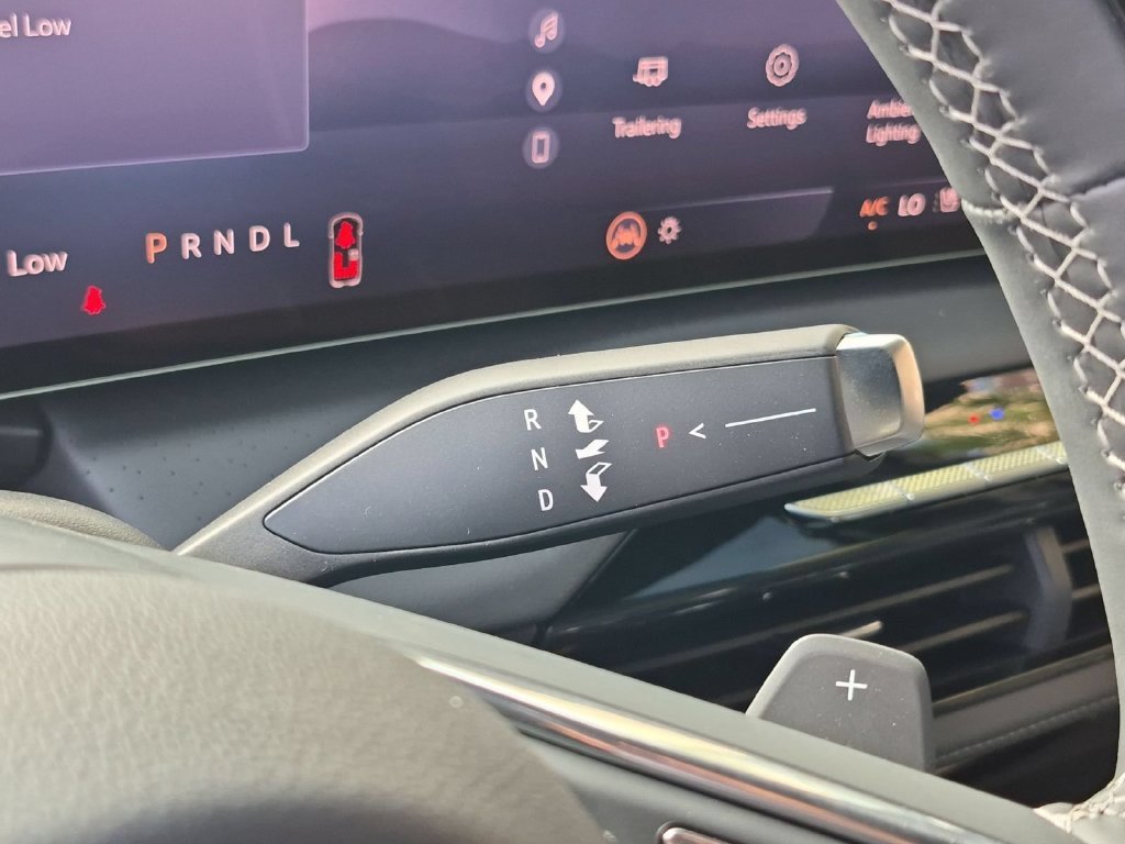 New 2027 Buick Enclave Avenir FWD image 11