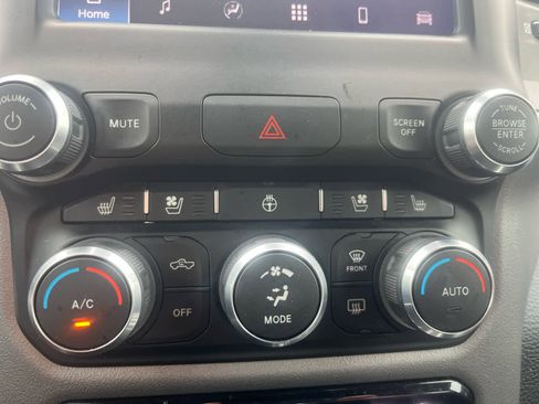 Used 2022 RAM 1500 Laramie w/ Sport Appearance Package image 18