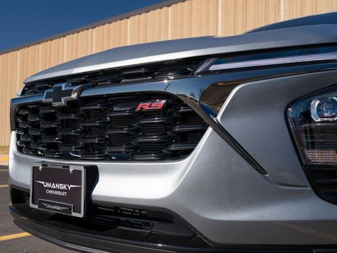 Certified 2026 Chevrolet Trax RS image 10