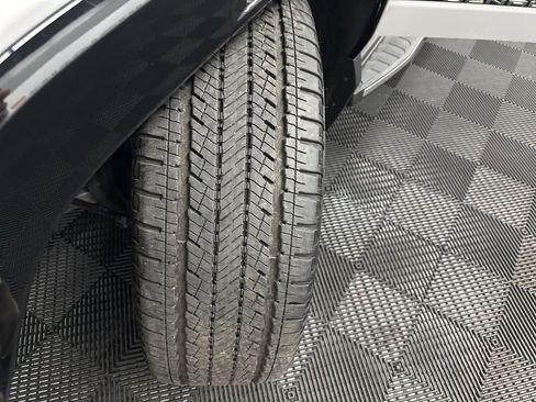 Used 2025 GMC Sierra EV Denali image 40