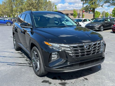 Certified 2024 Hyundai Tucson Limited AWD/4WD image 4