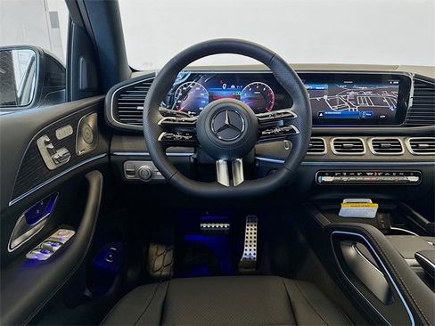 Used 2025 Mercedes-Benz GLS 450 GLS 450 image 5