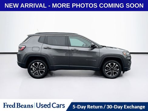 Used 2023 Jeep Compass Limited AWD/4WD image 9