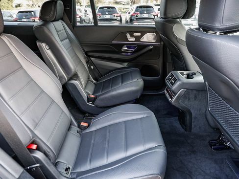 New 2026 Mercedes-Benz GLS 450 4MATIC image 18