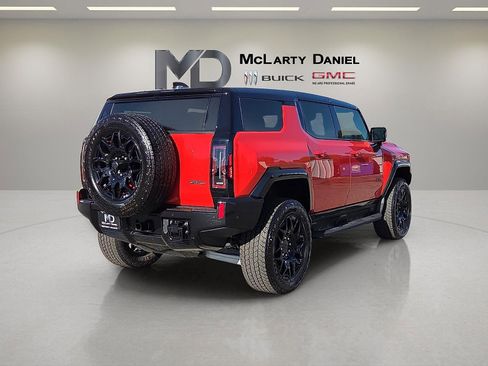 New 2026 GMC Hummer EV SUV w/ LPO, Dark Essentials Package image 5
