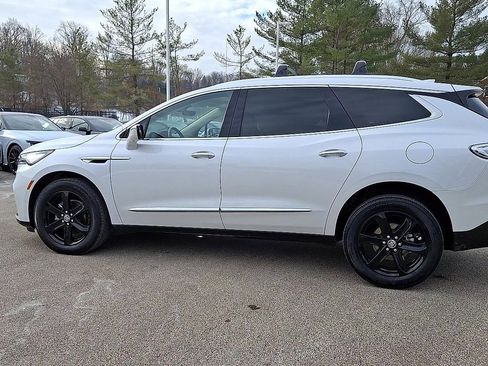 Certified 2024 Buick Enclave Essence w/ Experience Buick Package image 6