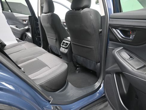 Used 2025 Subaru Outback Premium image 26