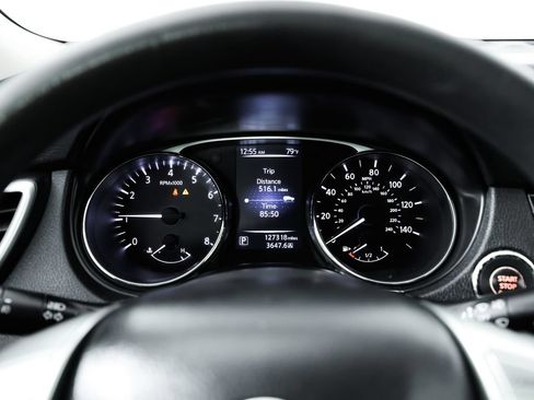 Used 2015 Nissan Rogue SV AWD/4WD image 24