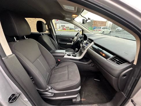 Used 2013 Ford Edge SE image 11