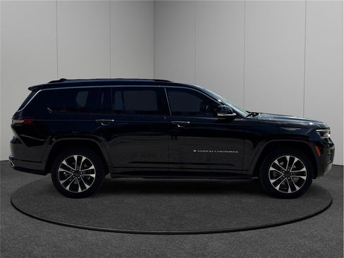 Used 2021 Jeep Grand Cherokee L Overland w/ Luxury Tech Group IV image 10