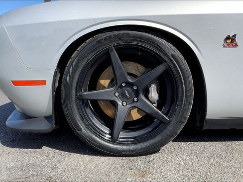 Used 2019 Dodge Challenger R/T Scat Pack RWD image 34