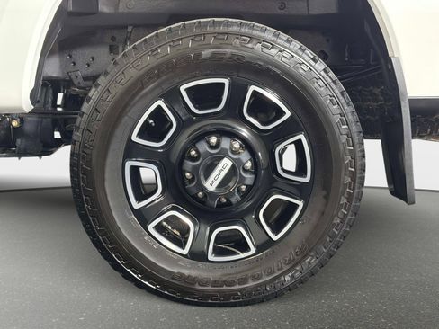 Used 2025 Ford F250 Platinum AWD/4WD image 14
