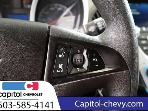 Used 2017 Chevrolet Equinox LS image 18