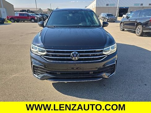 Used 2024 Volkswagen Tiguan SEL R-Line w/ MDO Package, Two-Row AWD/4WD image 2
