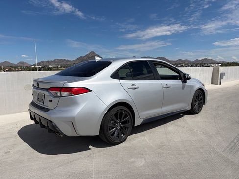 Used 2026 Toyota Corolla SE w/ Carpet Mat Package (TMS) FWD image 2