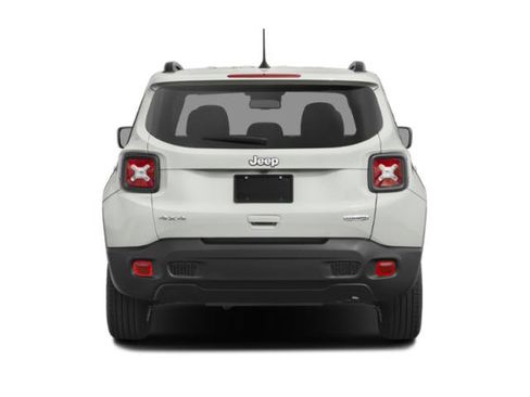 Certified 2022 Jeep Renegade Latitude w/ Convenience Group image 5