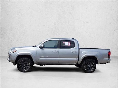 Used 2021 Toyota Tacoma SR5 w/ Technology Package AWD/4WD image 2