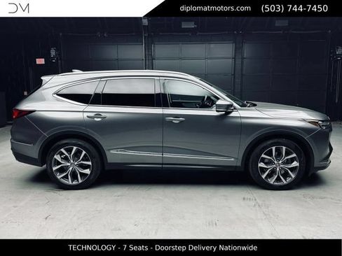 Used 2023 Acura MDX SH-AWD w/ Technology Package image 8