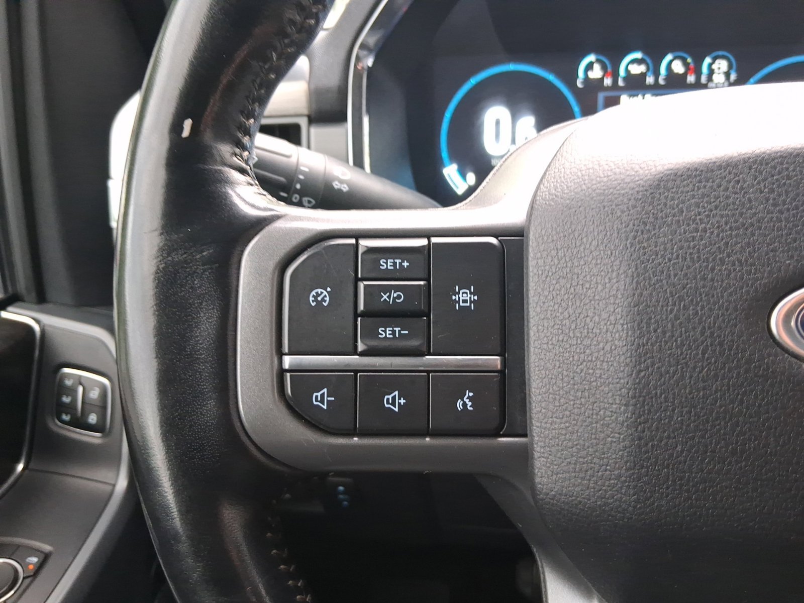 Used 2021 Ford F150 Lariat RWD image 22