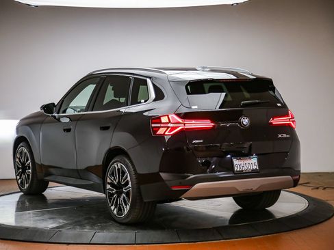 Used 2026 BMW X3 xDrive30i w/ Premium Package AWD/4WD image 2
