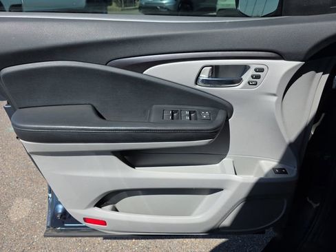 Used 2022 Honda Pilot Special Edition image 18