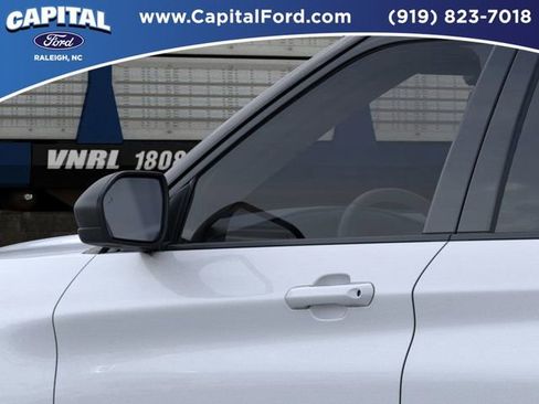 New 2026 Ford Explorer Active image 20