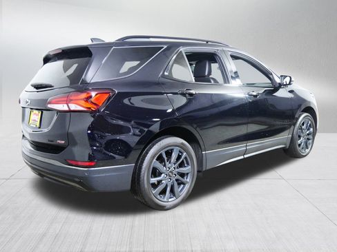 Used 2023 Chevrolet Equinox RS image 7