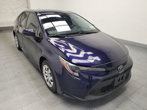 Used 2021 Toyota Corolla LE w/ Carpet Mat Package (TMS) FWD image 13
