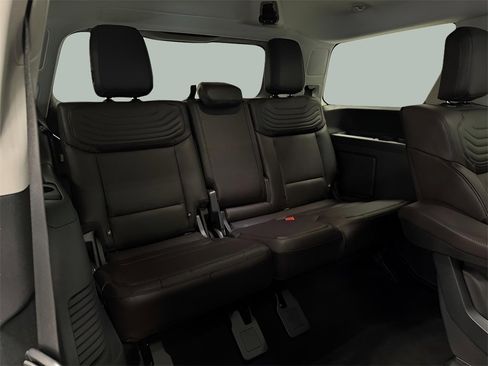 New 2025 Ford Expedition Platinum w/ Platinum Ultimate Package image 27