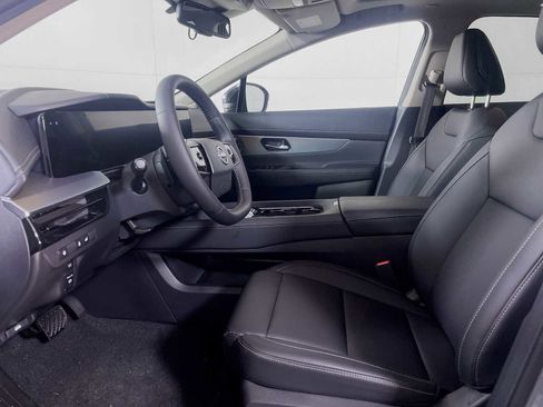 Used 2025 Nissan Murano SL w/ Cargo Package image 19