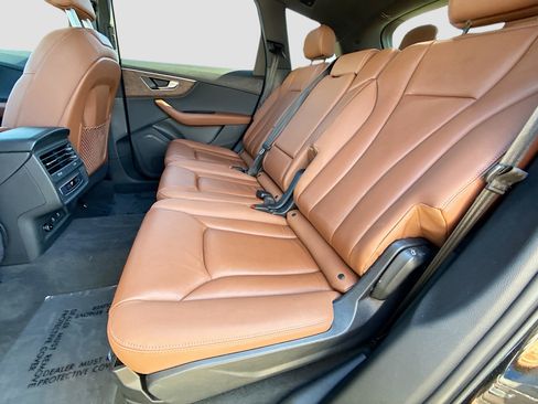 Used 2025 Audi Q7 2.0T Premium image 20