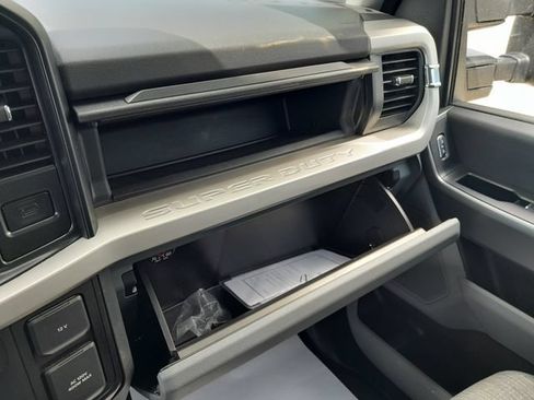 Used 2026 Ford F250 XLT AWD/4WD image 31