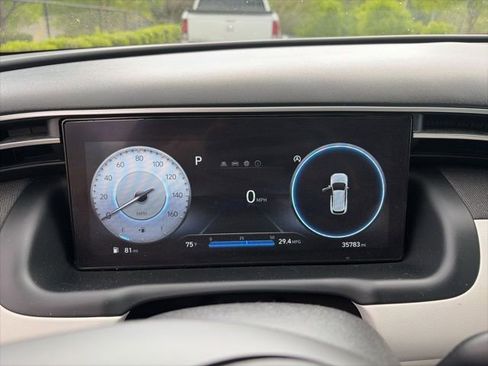 Used 2023 Hyundai Tucson SEL w/ Convenience Package image 1