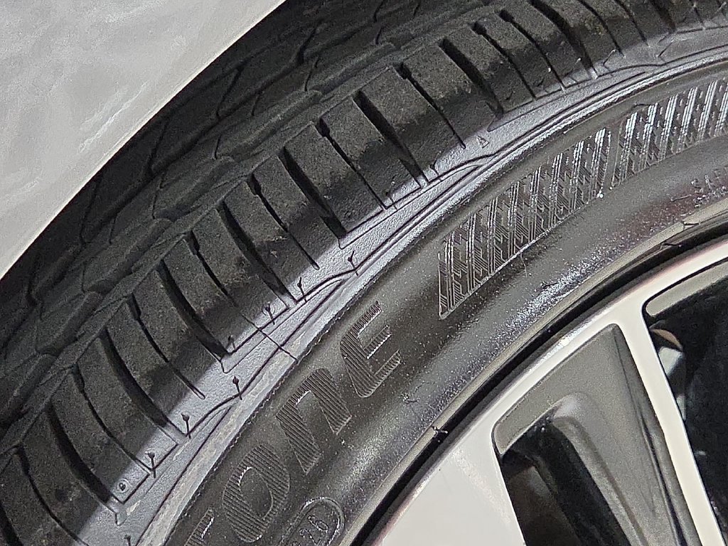Certified 2026 Toyota Camry XLE FWD image 9