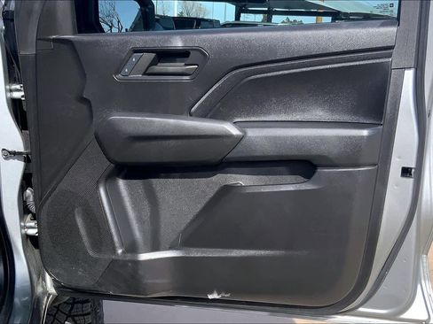 Used 2024 Chevrolet Colorado Trail Boss w/ Technology Package image 21