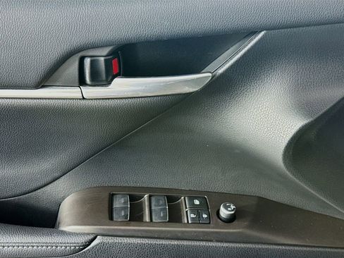 Used 2023 Toyota Camry XLE image 20