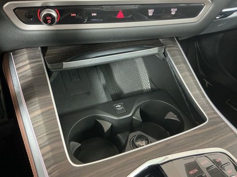 Certified 2024 BMW X5 xDrive40i w/ M Sport Package image 15